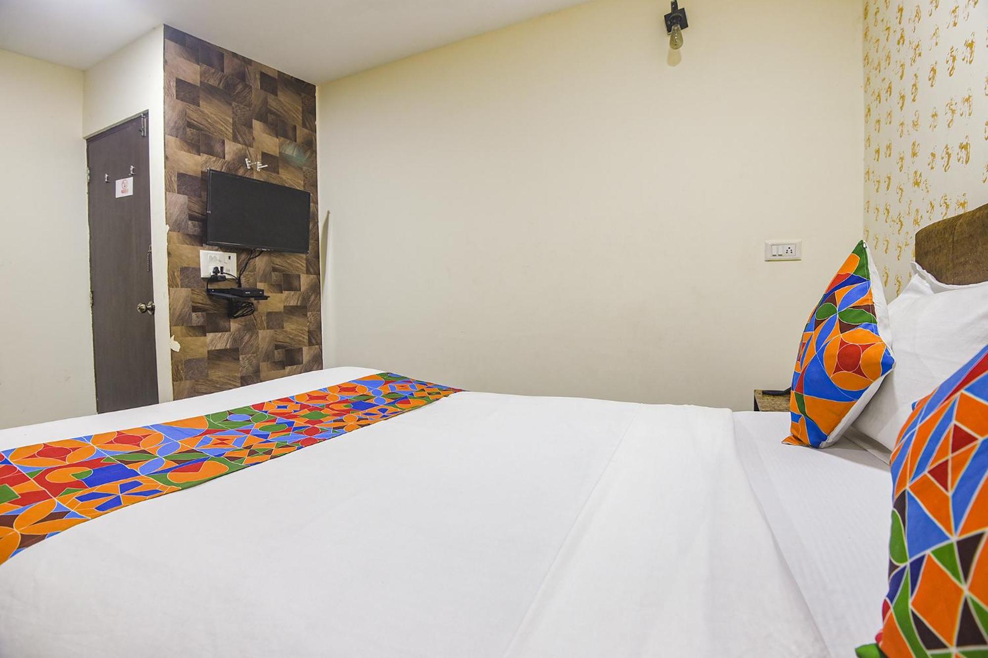 Fabhotel Rj 18 Beach Resort - Nr Baga Beach 外观 照片