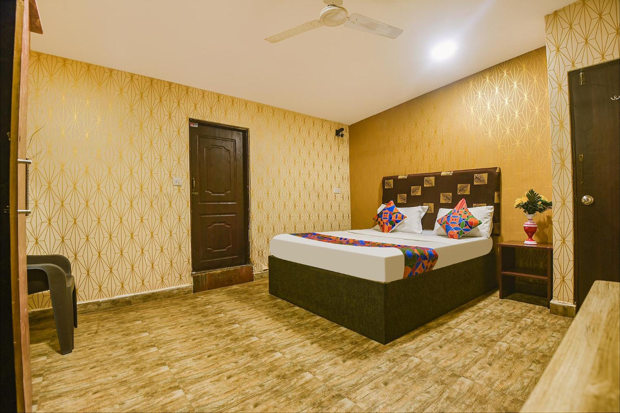 Fabhotel Rj 18 Beach Resort - Nr Baga Beach 外观 照片