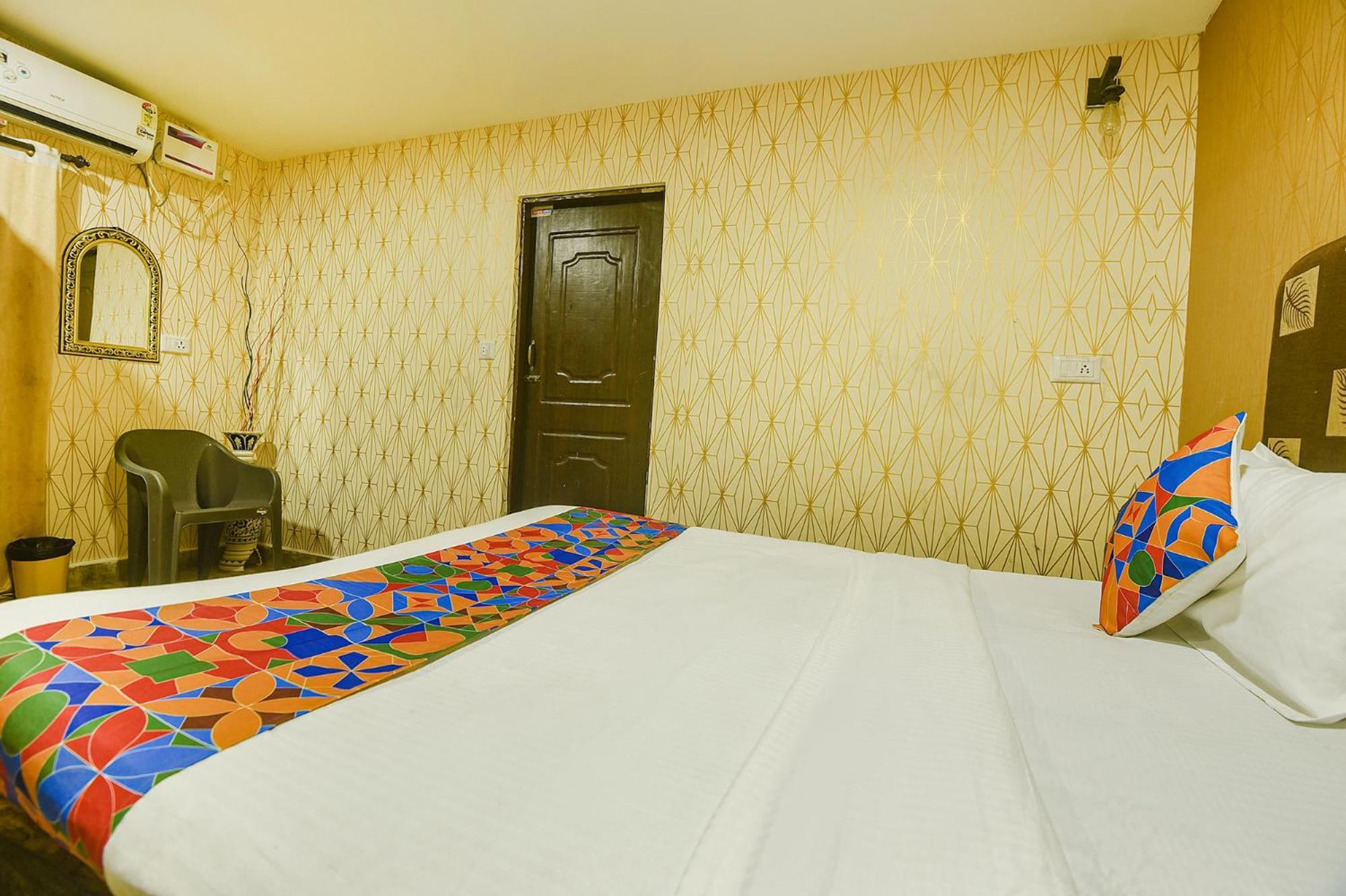 Fabhotel Rj 18 Beach Resort - Nr Baga Beach 外观 照片