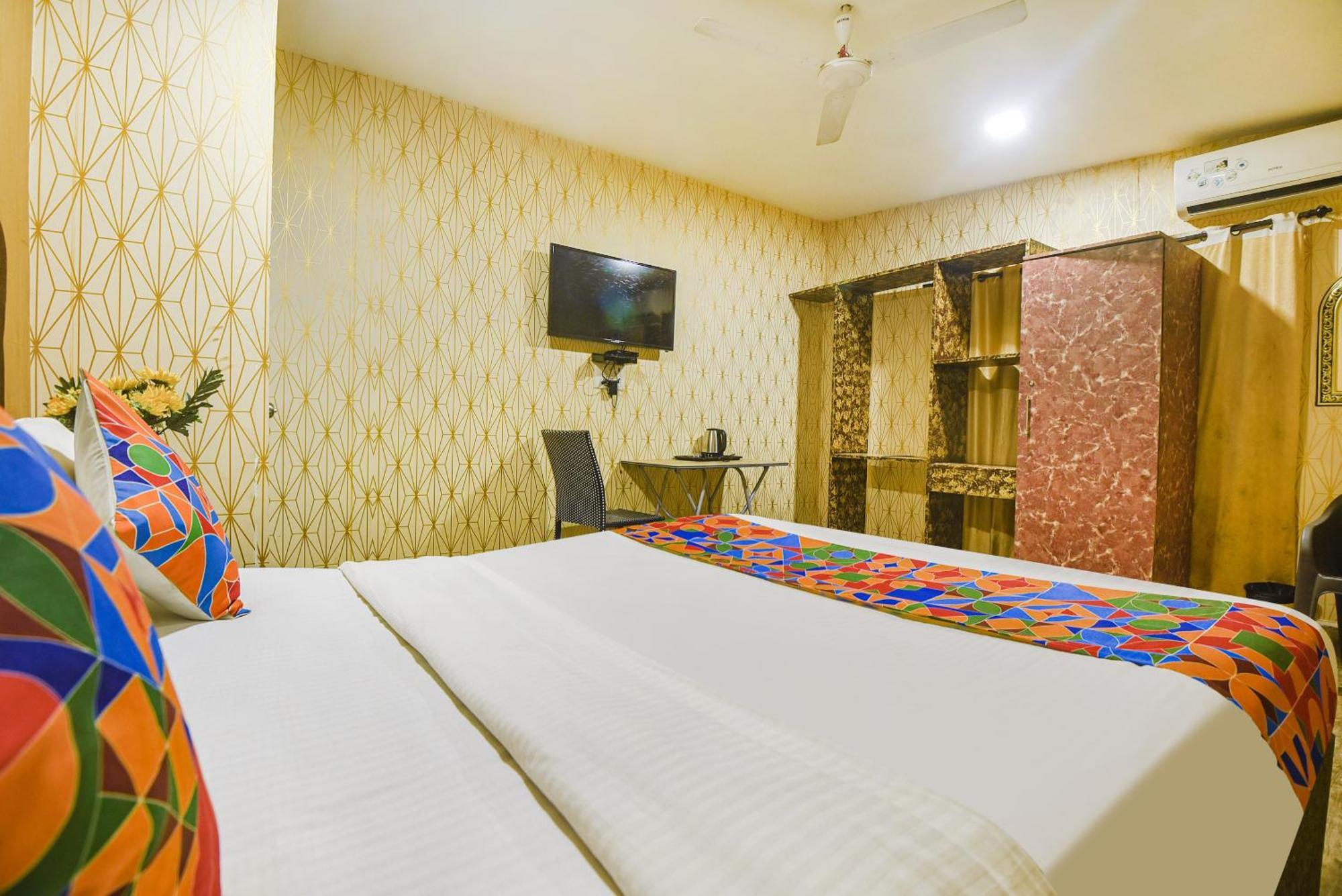 Fabhotel Rj 18 Beach Resort - Nr Baga Beach 外观 照片